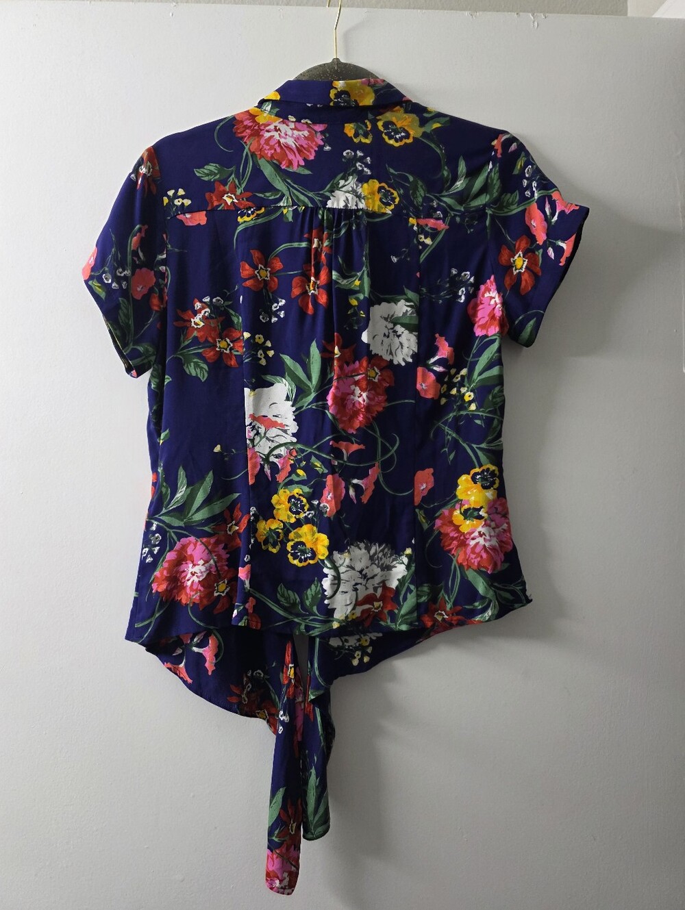 NWT Maeve By Anthropologie Blue Floral Button Tie Front Blouse Size 6 - Picture 6 of 6